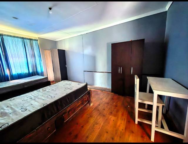 5 BEDROOM HOUSE FOR SALE IN SASOLBURG EXT 1